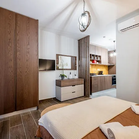 Anna * コス・タウン